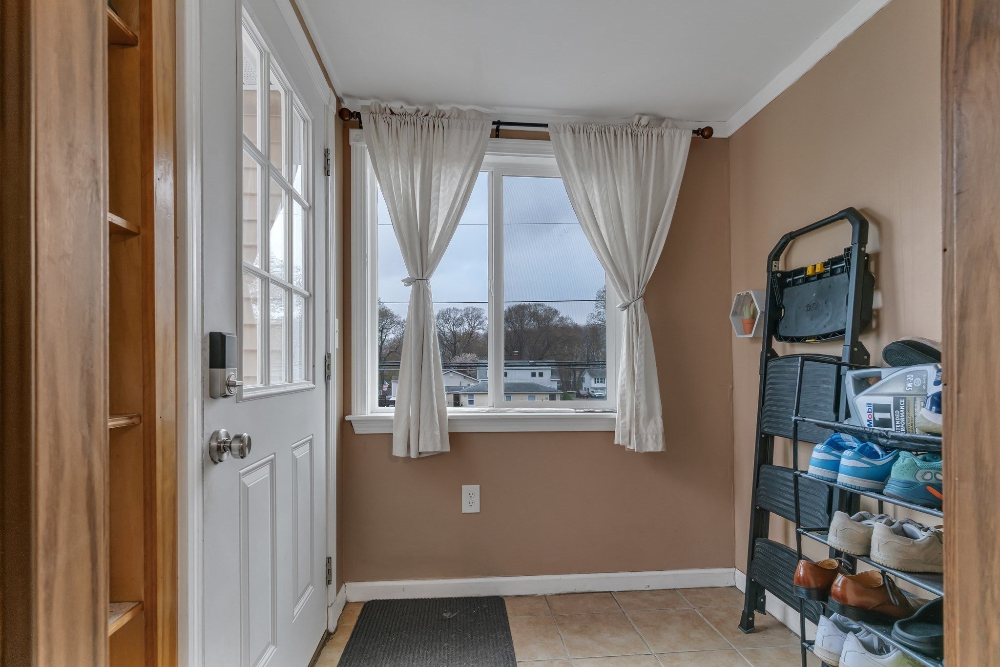 204 Talcott St, Woonsocket, RI Photo #14