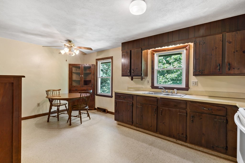 39 Grant Street, Attleboro, MA, 39 Grant Street, Attleboro, MA Photo #4