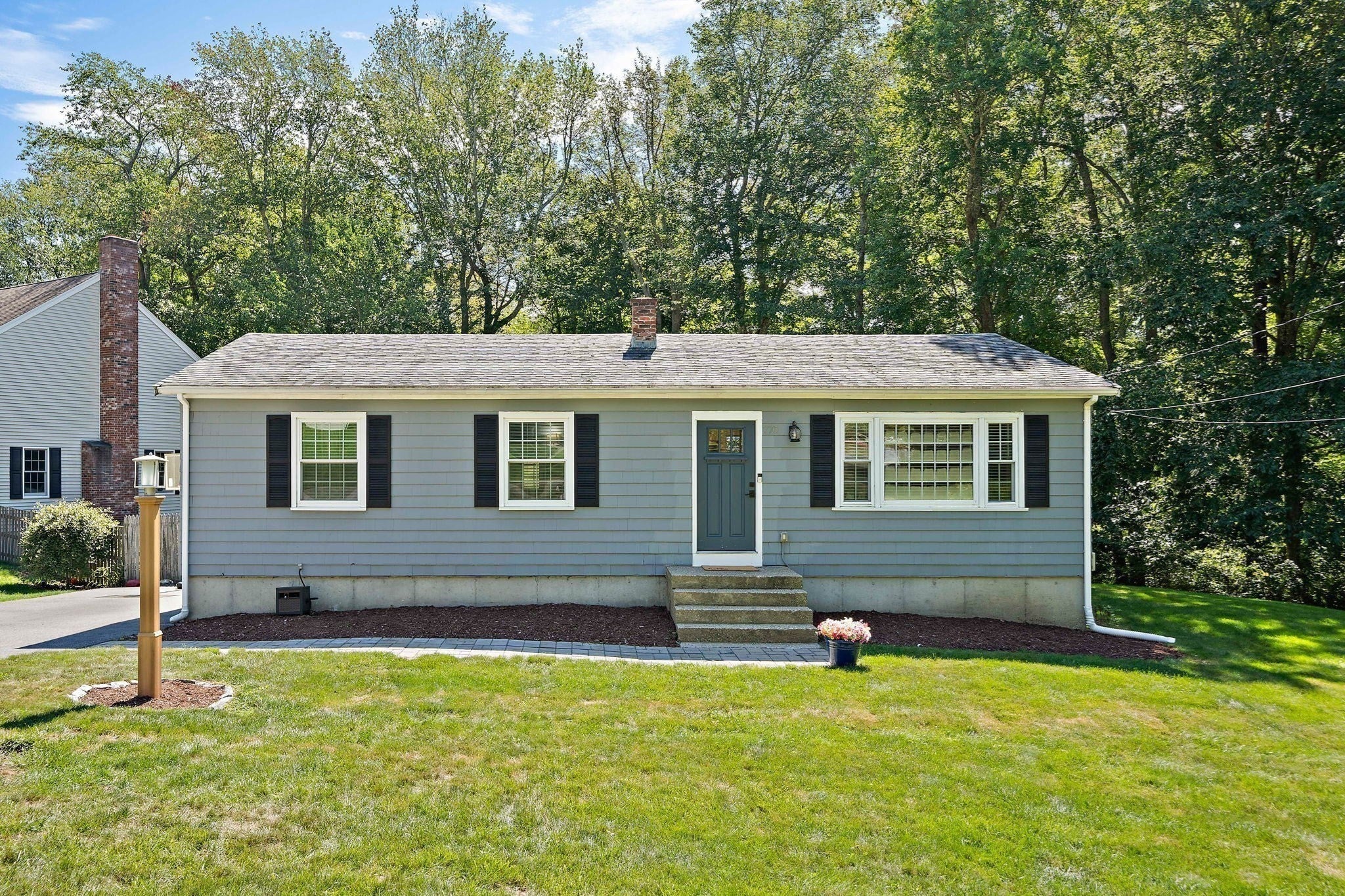 Photo of 770 South River St, Marshfield, MA