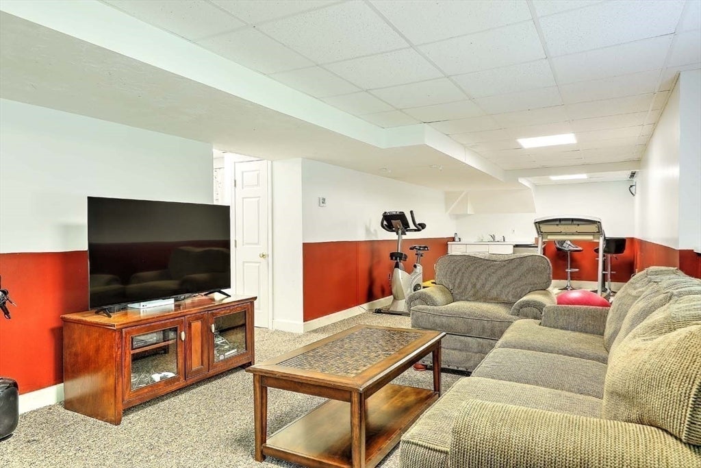 1 Greenwood Dr, Millis, MA, 1 Greenwood Dr, Millis, MA Photo #33