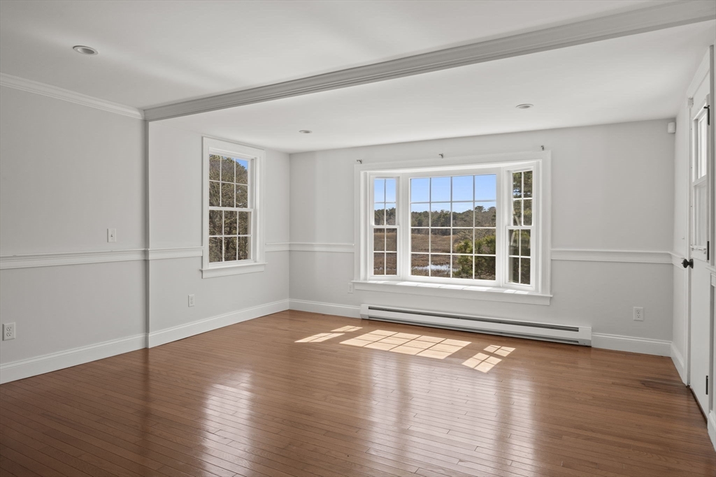 Chatham, Massachusetts 02633, United States, 1 Bedroom Bedrooms, ,1 BathroomBathrooms,Residential,Active,106316