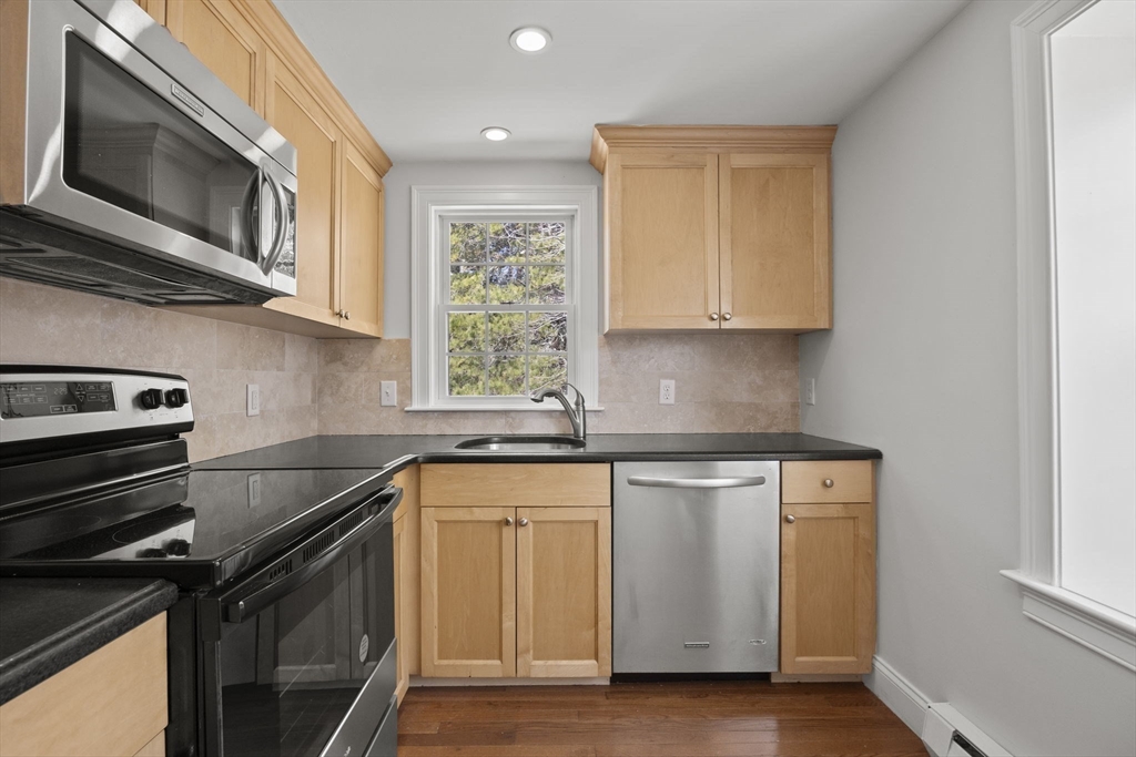 Chatham, Massachusetts 02633, United States, 1 Bedroom Bedrooms, ,1 BathroomBathrooms,Residential,Active,106316