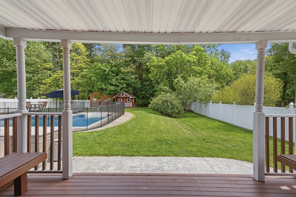 84 Patricia Ln