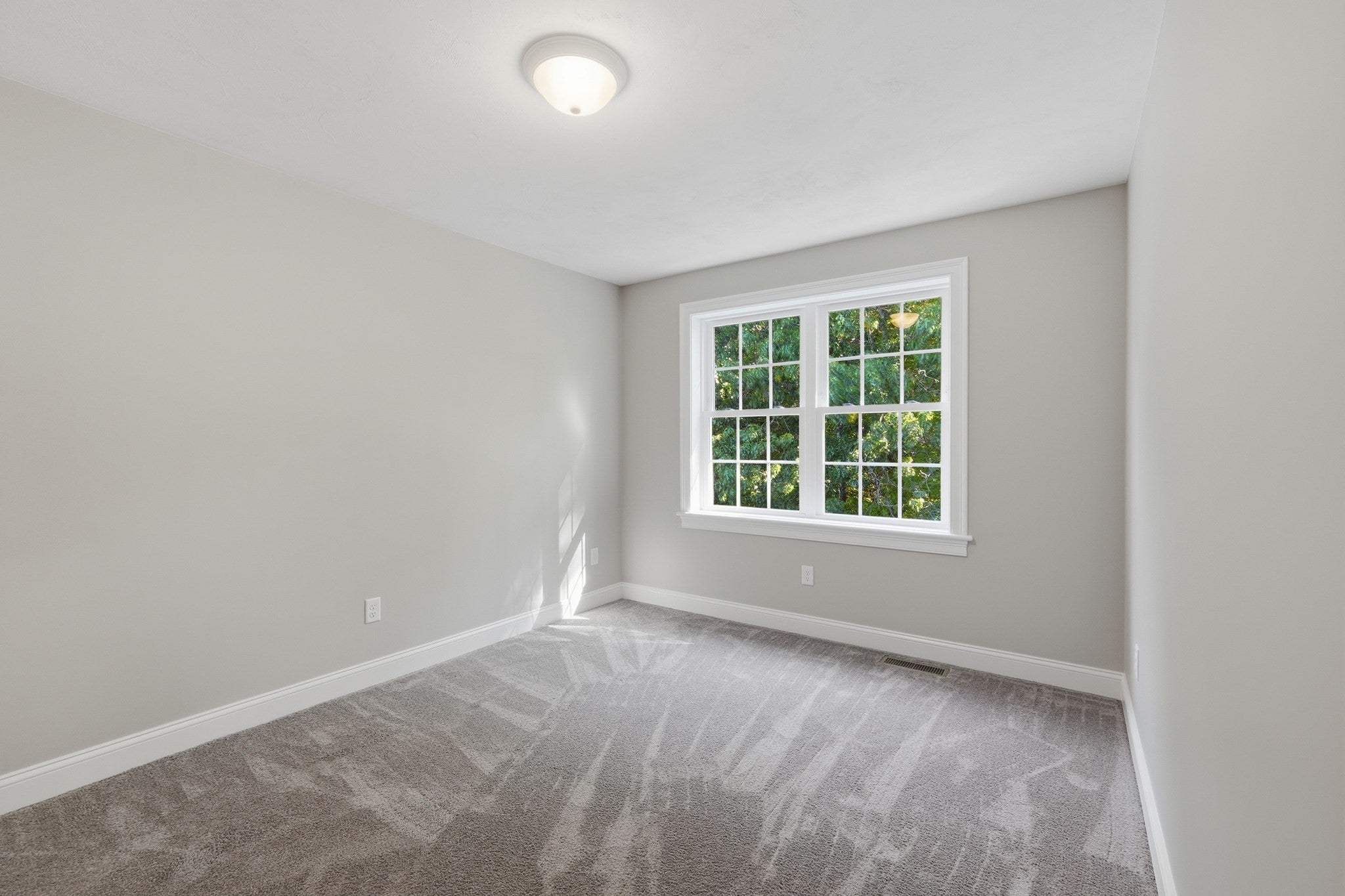 126 Townsend Harbor Rd, Lunenburg, MA, 126 Townsend Harbor Rd, Lunenburg, MA Photo #21