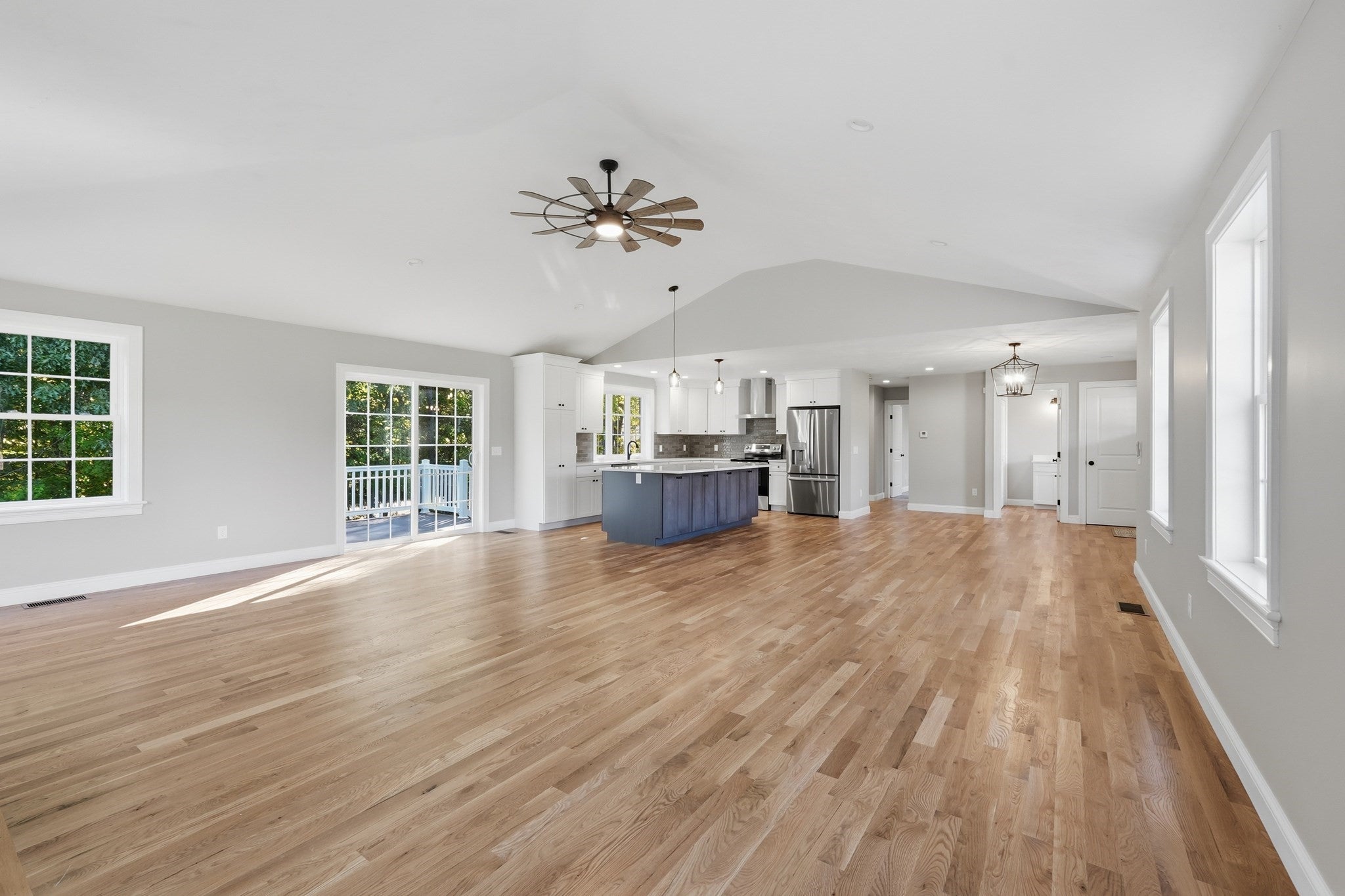 126 Townsend Harbor Rd, Lunenburg, MA, 126 Townsend Harbor Rd, Lunenburg, MA Photo #13