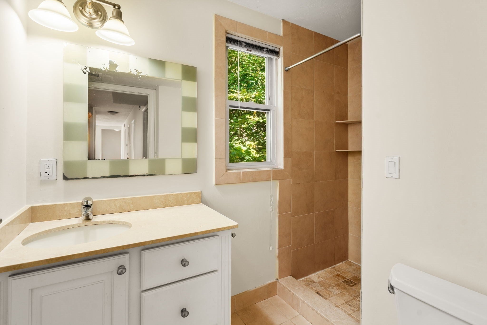 93 Kilsyth Road #1, Boston, MA Photo #8