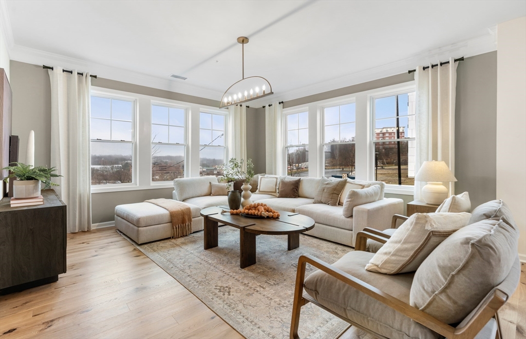 320 Martins Landing 407