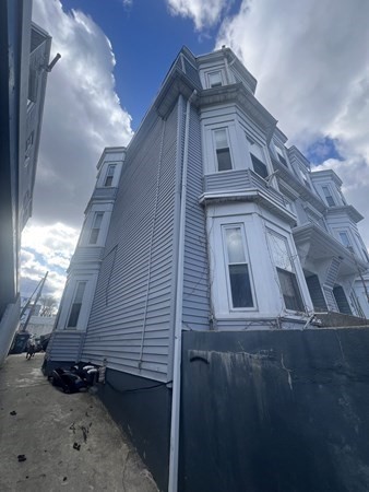 121 George Street