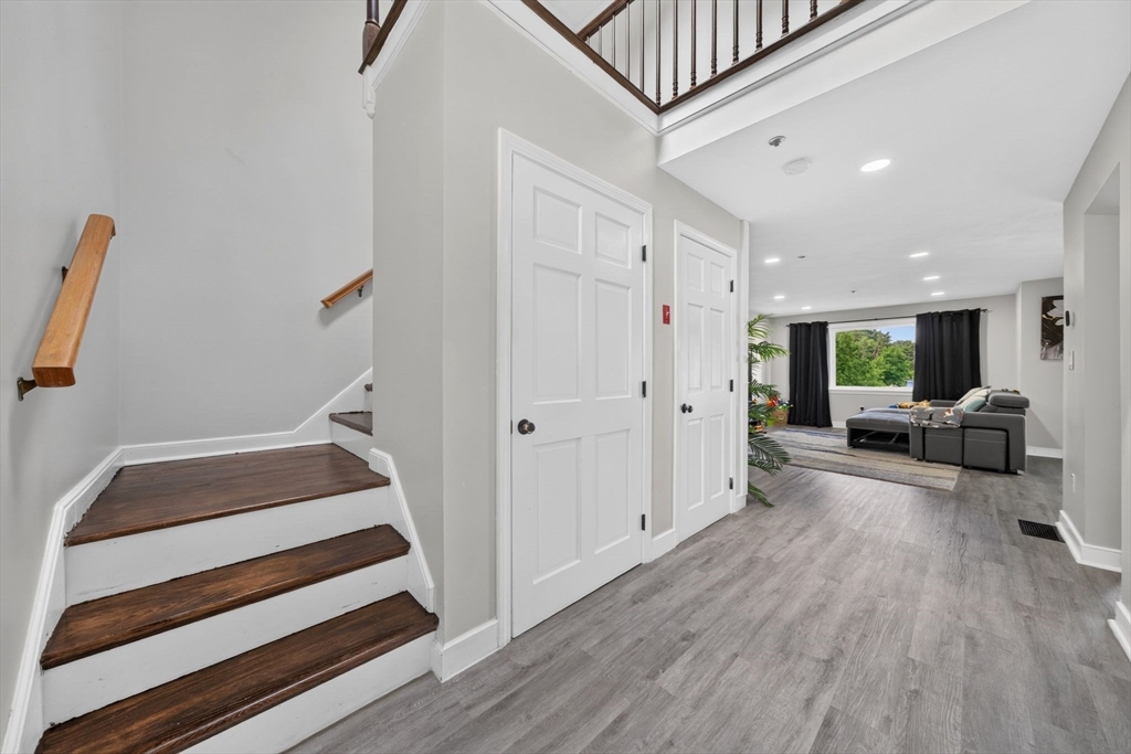 241 Carver Road 8