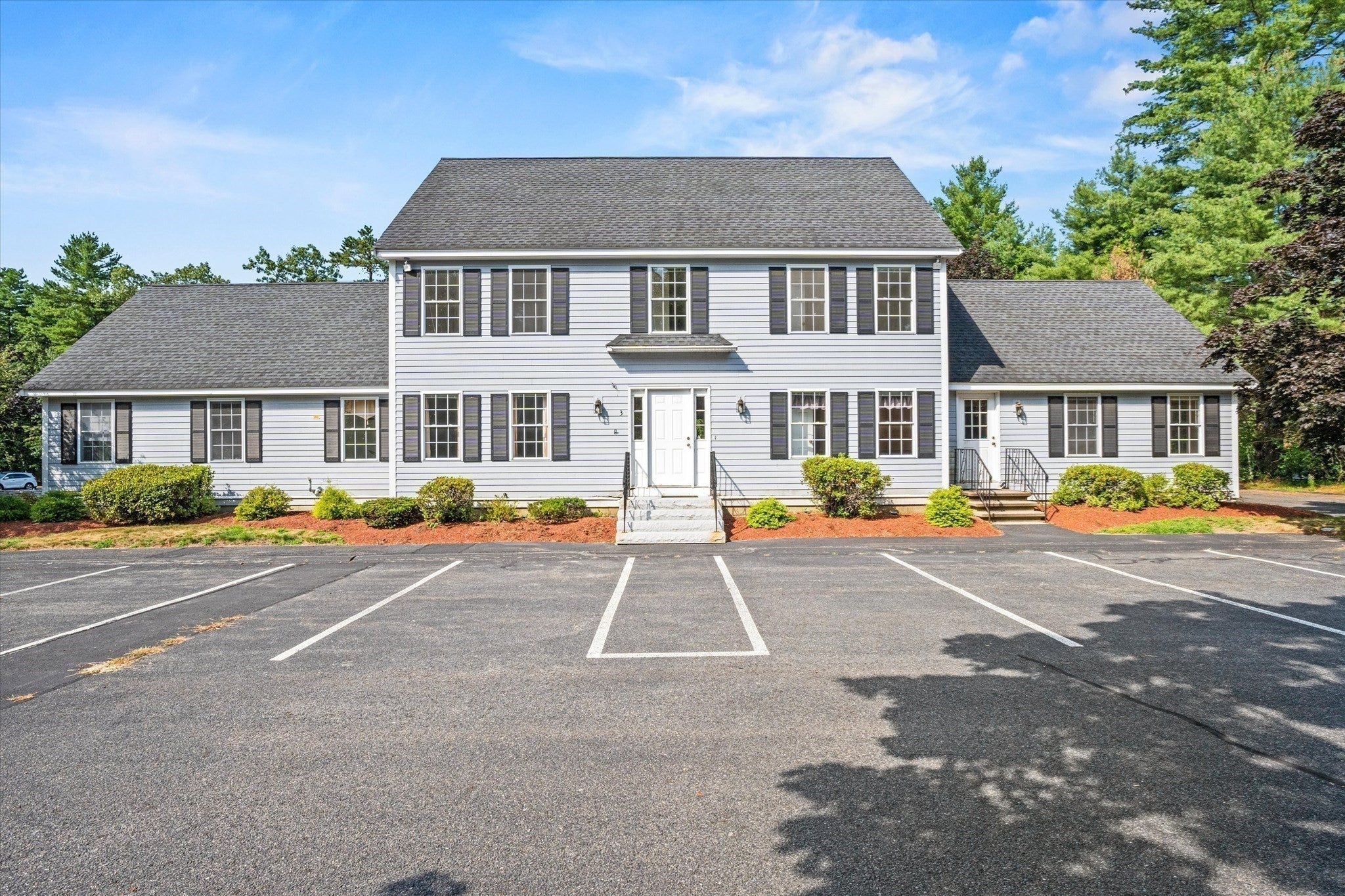 484 Groton Rd