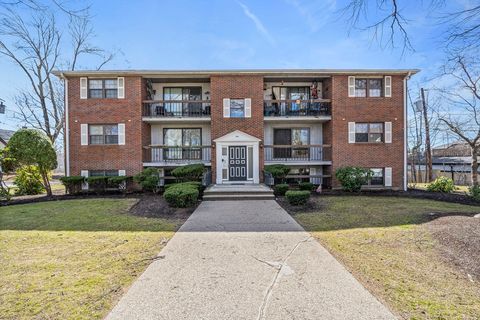 1 Centre St 11 Canton MA 02021