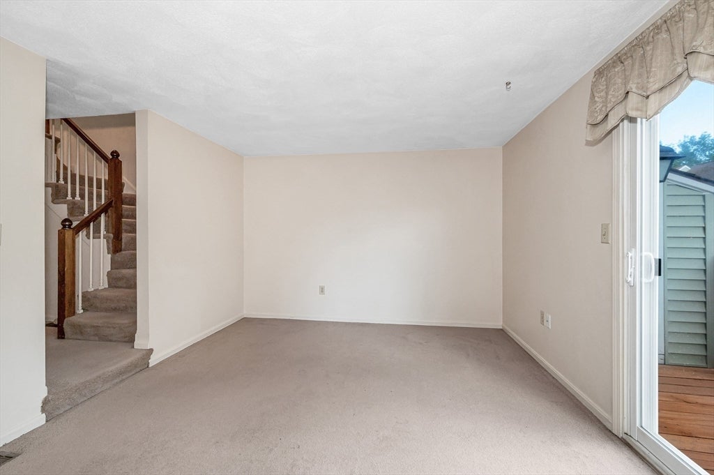 23 Patrick Rd #23, Tewksbury, MA, 23 Patrick Rd #23, Tewksbury, MA Photo #4