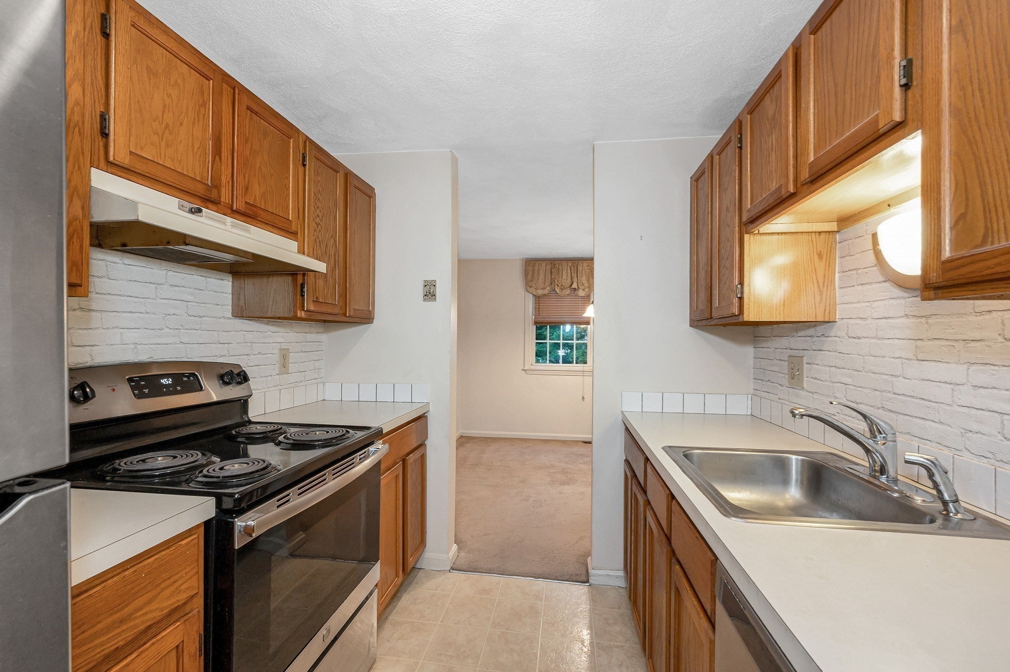 23 Patrick Rd #23, Tewksbury, MA, 23 Patrick Rd #23, Tewksbury, MA Photo #12