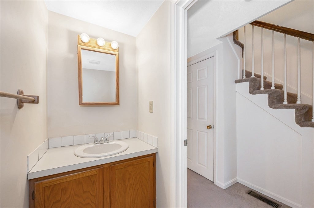 23 Patrick Rd #23, Tewksbury, MA, 23 Patrick Rd #23, Tewksbury, MA Photo #17