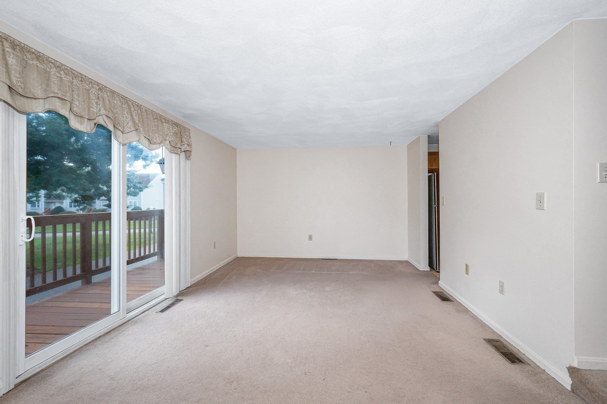 23 Patrick Rd #23, Tewksbury, MA, 23 Patrick Rd #23, Tewksbury, MA Photo #6
