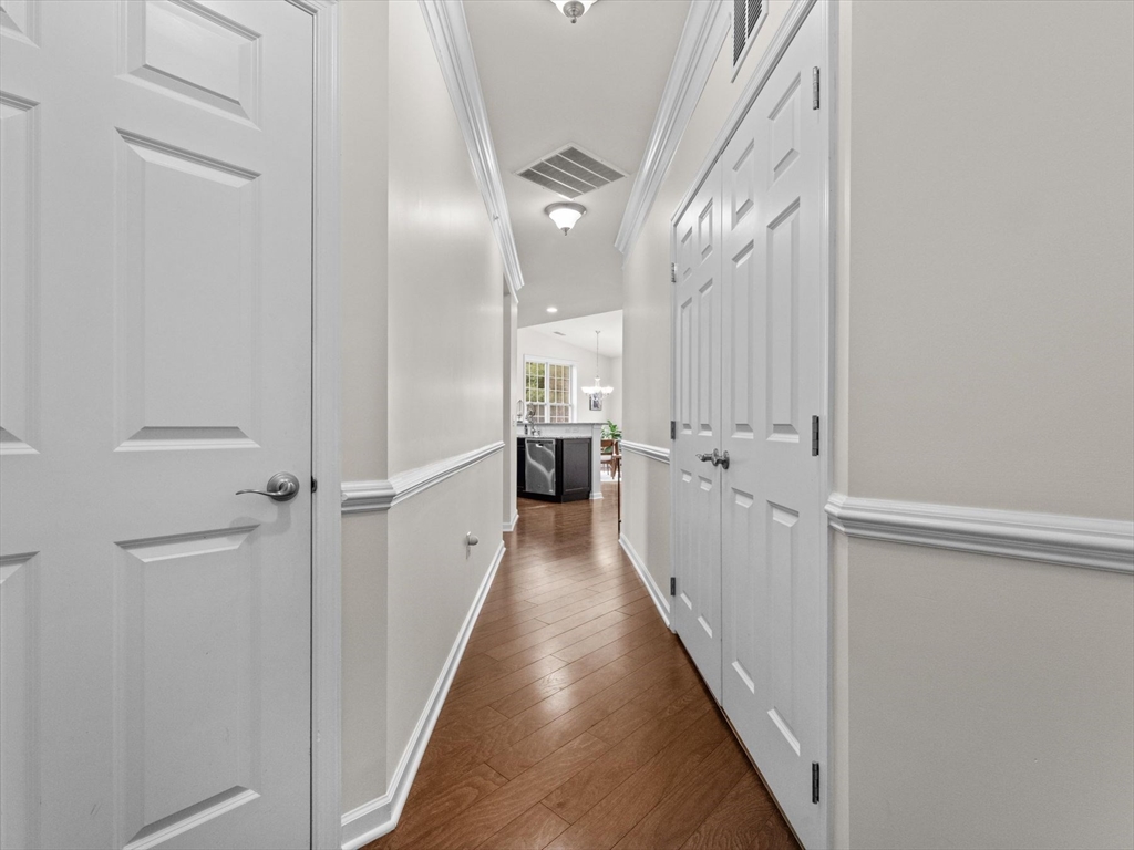 1010 Bradish Lane 1010