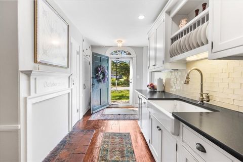 113 Ashland St Abington MA 02351
