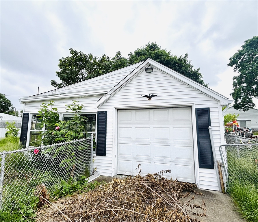 298 King St