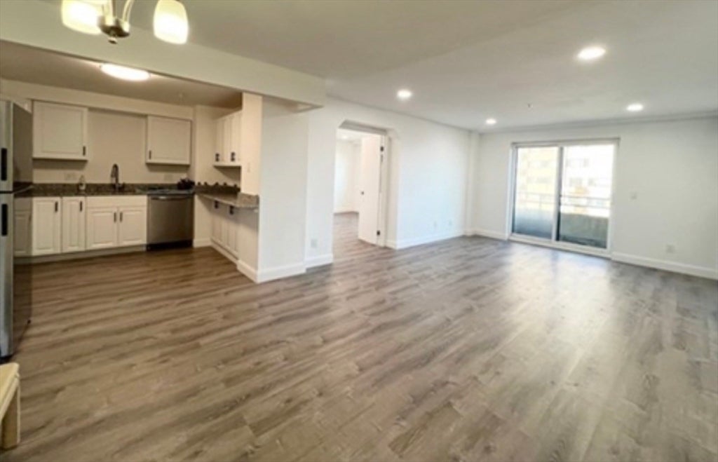 382 Ocean Ave #407, Revere, MA Photo #3
