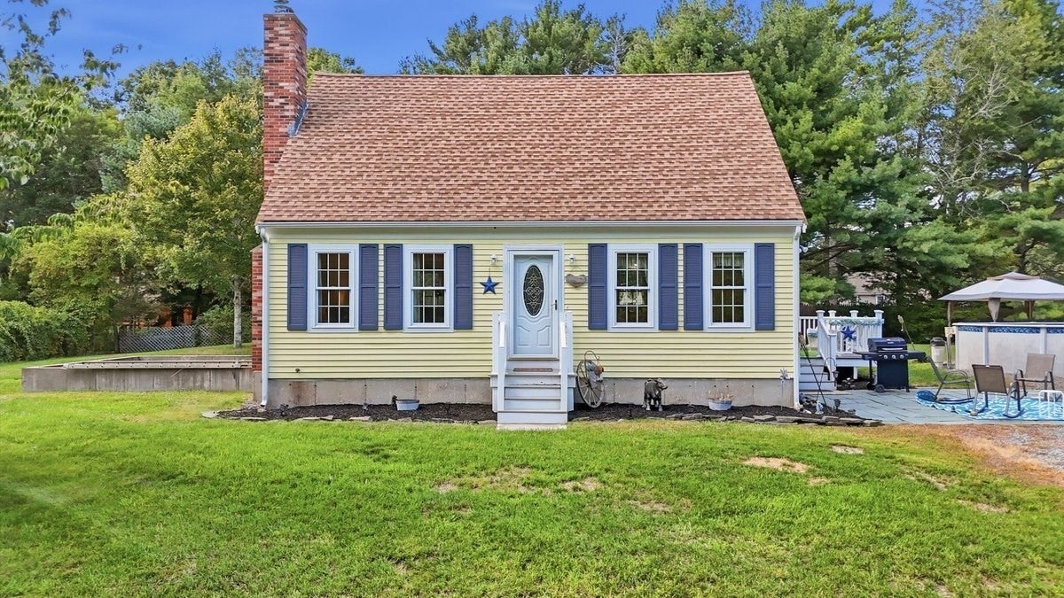 40 Forest Street, Carver, MA, 40 Forest Street, Carver, MA Photo #2