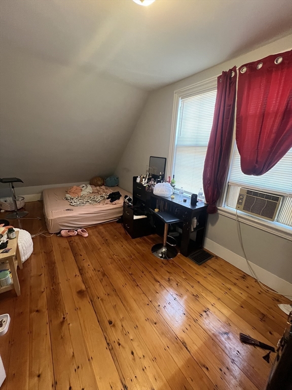 91 Tudor St