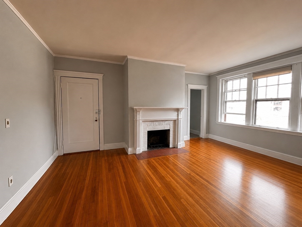 1982 Commonwealth Ave #4, Boston, MA Photo #4