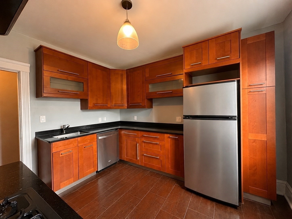 1982 Commonwealth Ave #4, Boston, MA Photo #2