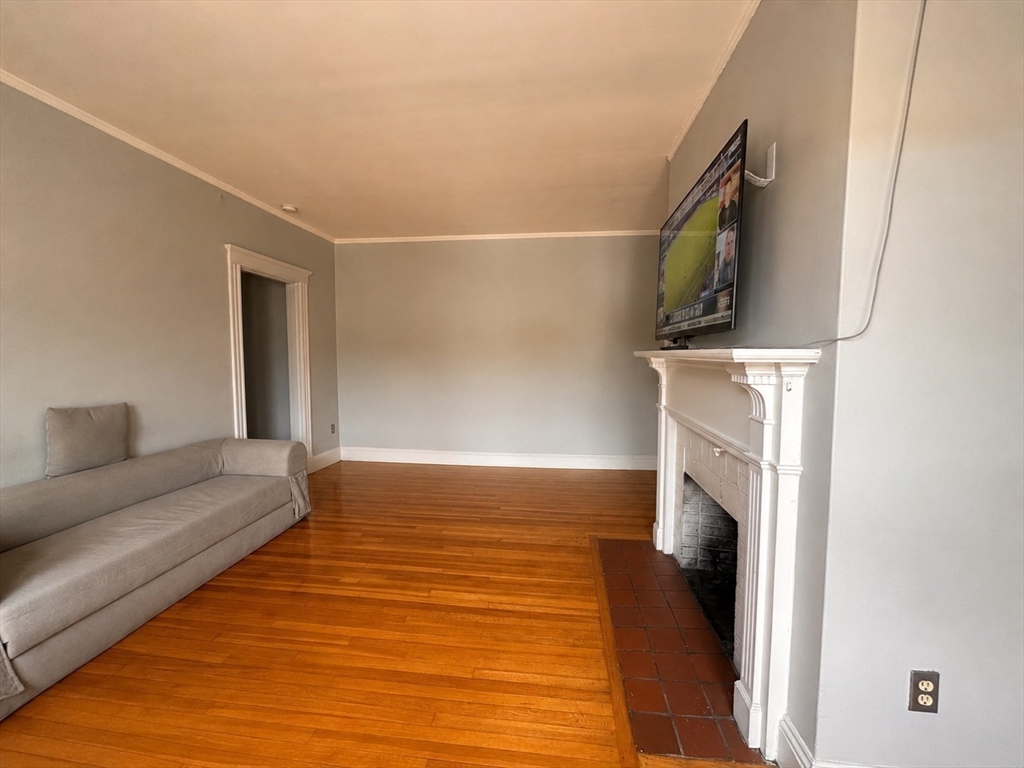 1982 Commonwealth Ave #4, Boston, MA Photo #6
