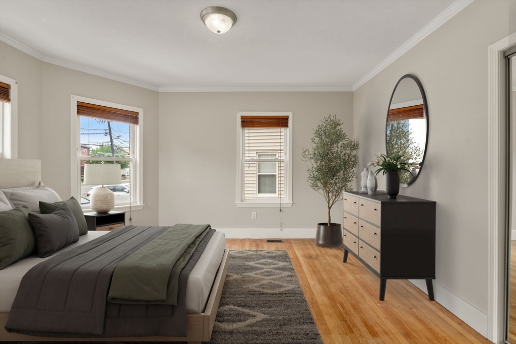 798 Mount Auburn St 798