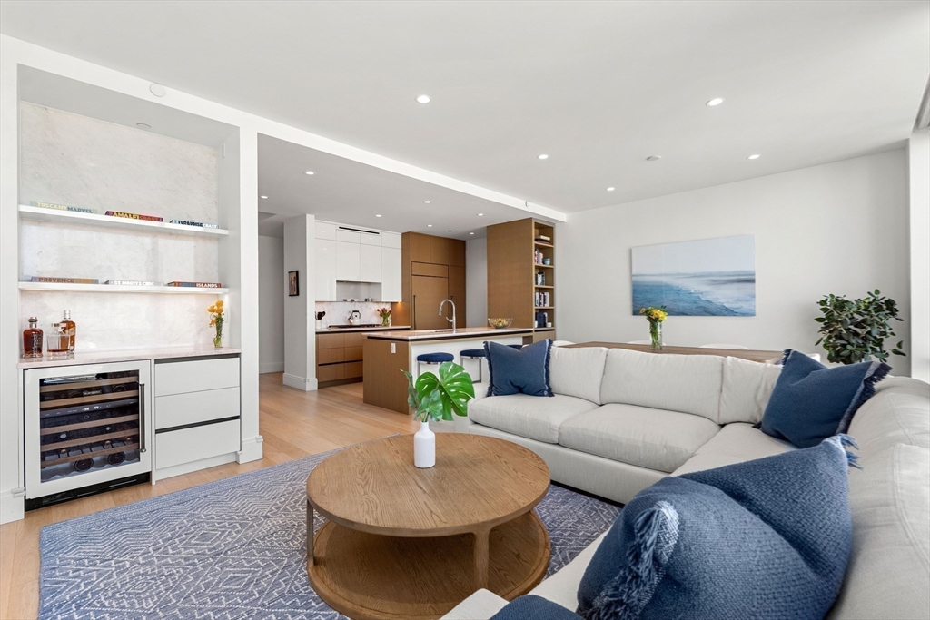 380 Harrison Avenue 14 G