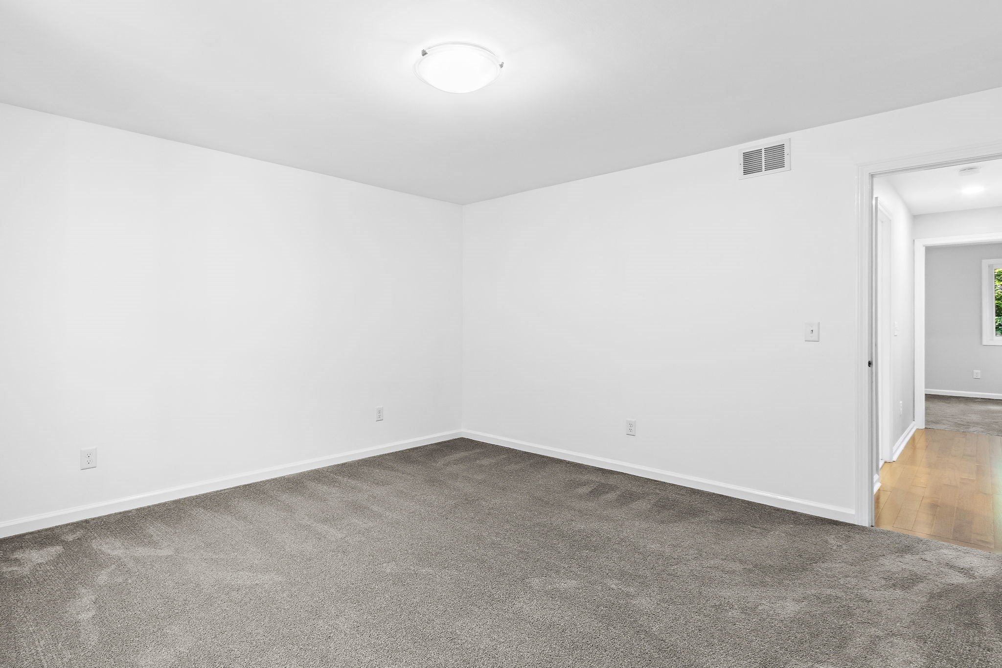 608 Maple Brook Rd #608, Bellingham, MA, 608 Maple Brook Rd #608, Bellingham, MA Photo #29
