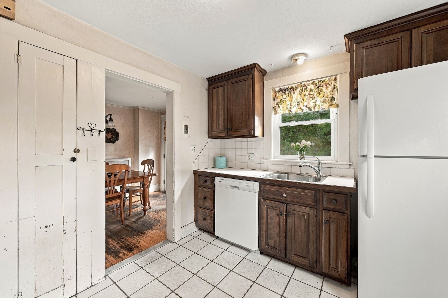 126 Village Street, Marblehead, MA, 126 Village Street, Marblehead, MA Photo #9