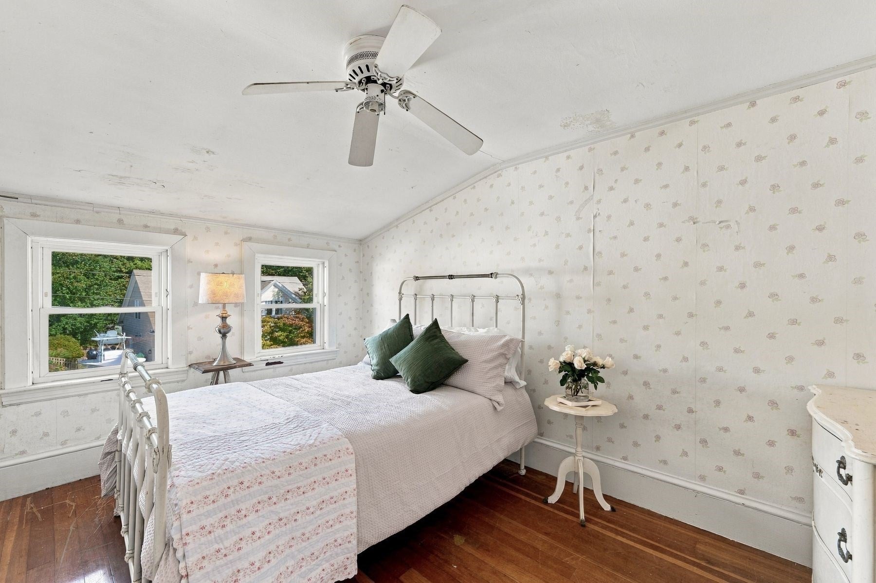 126 Village Street, Marblehead, MA, 126 Village Street, Marblehead, MA Photo #17