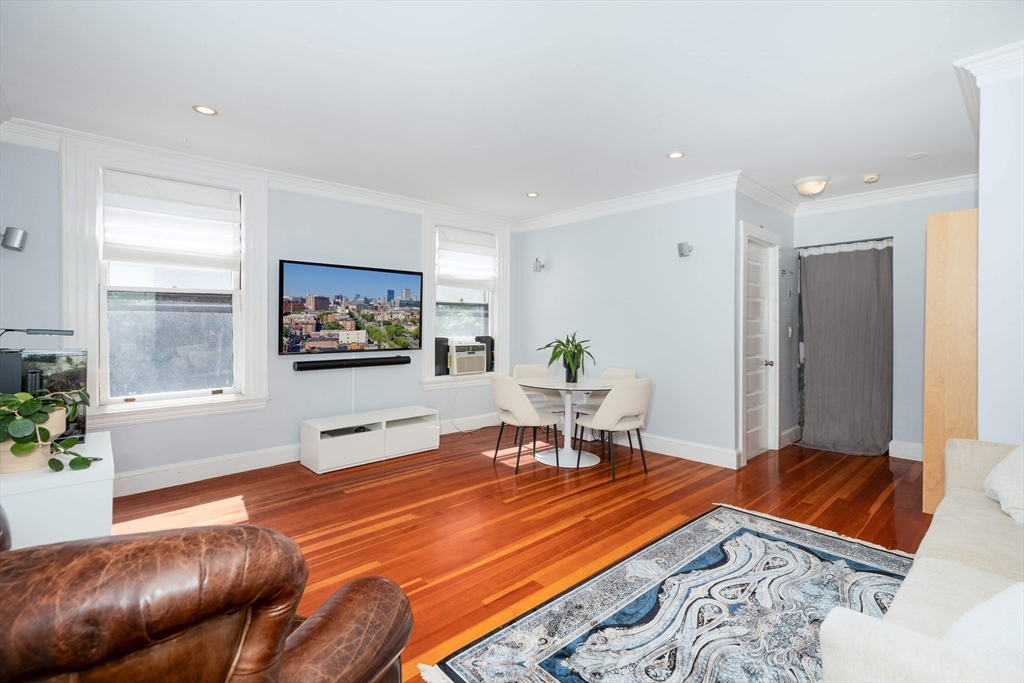 1064 Beacon St 12A
