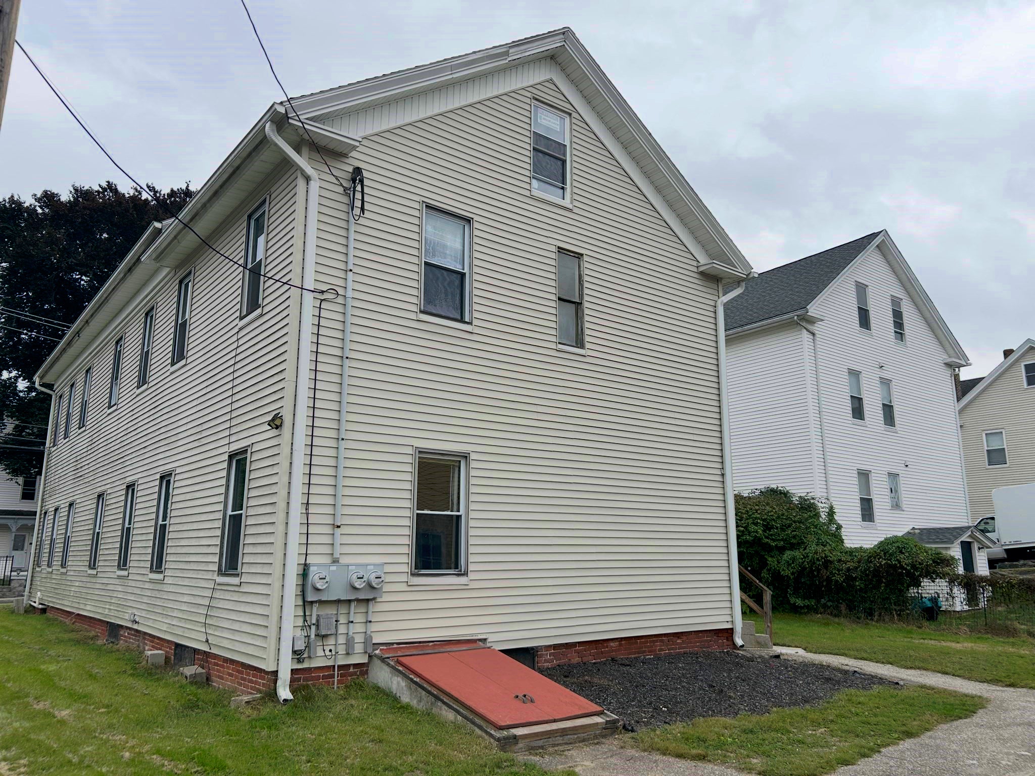 408 School Street, Webster, MA, 408 School Street, Webster, MA Photo #4