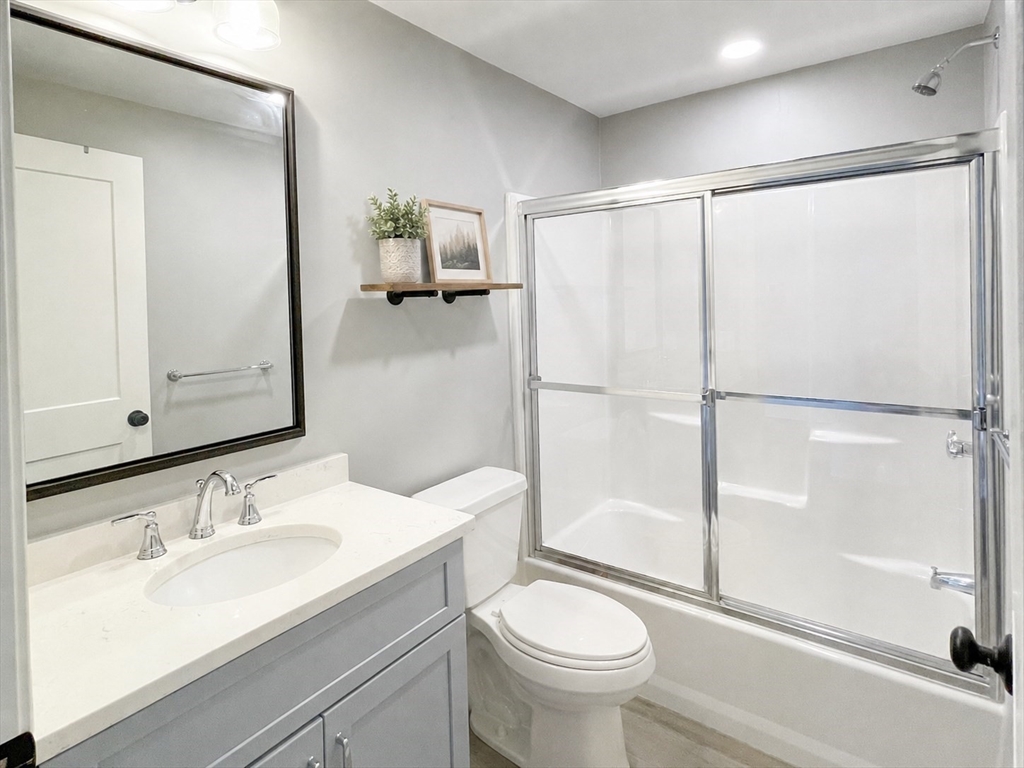 862 Washington St #3, Norwood, MA, 862 Washington St #3, Norwood, MA Photo #9