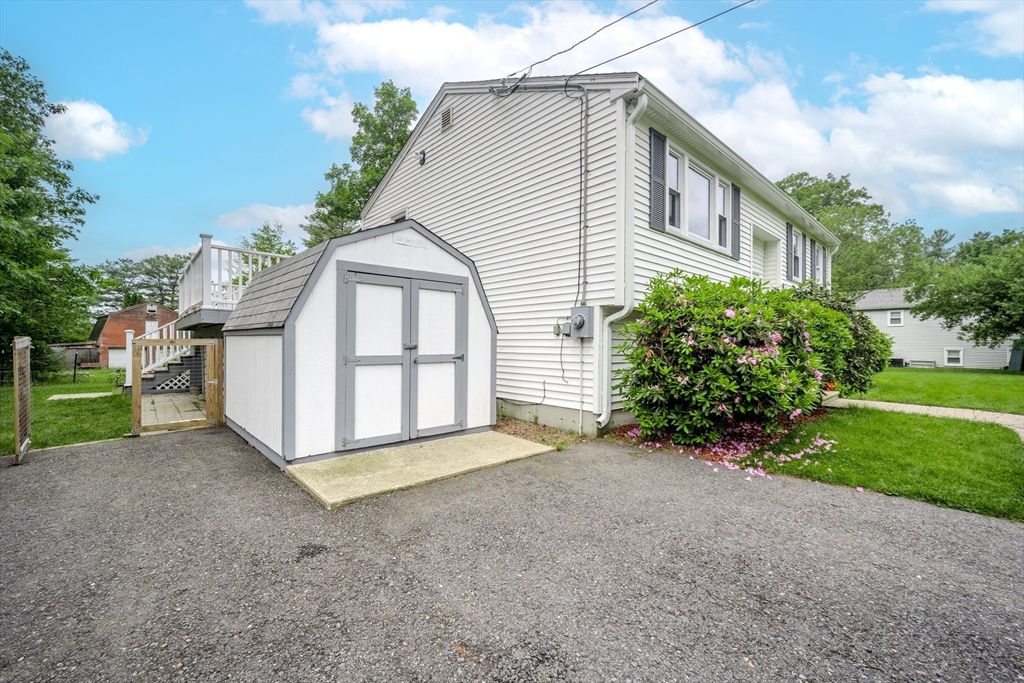 61 Wright Rd