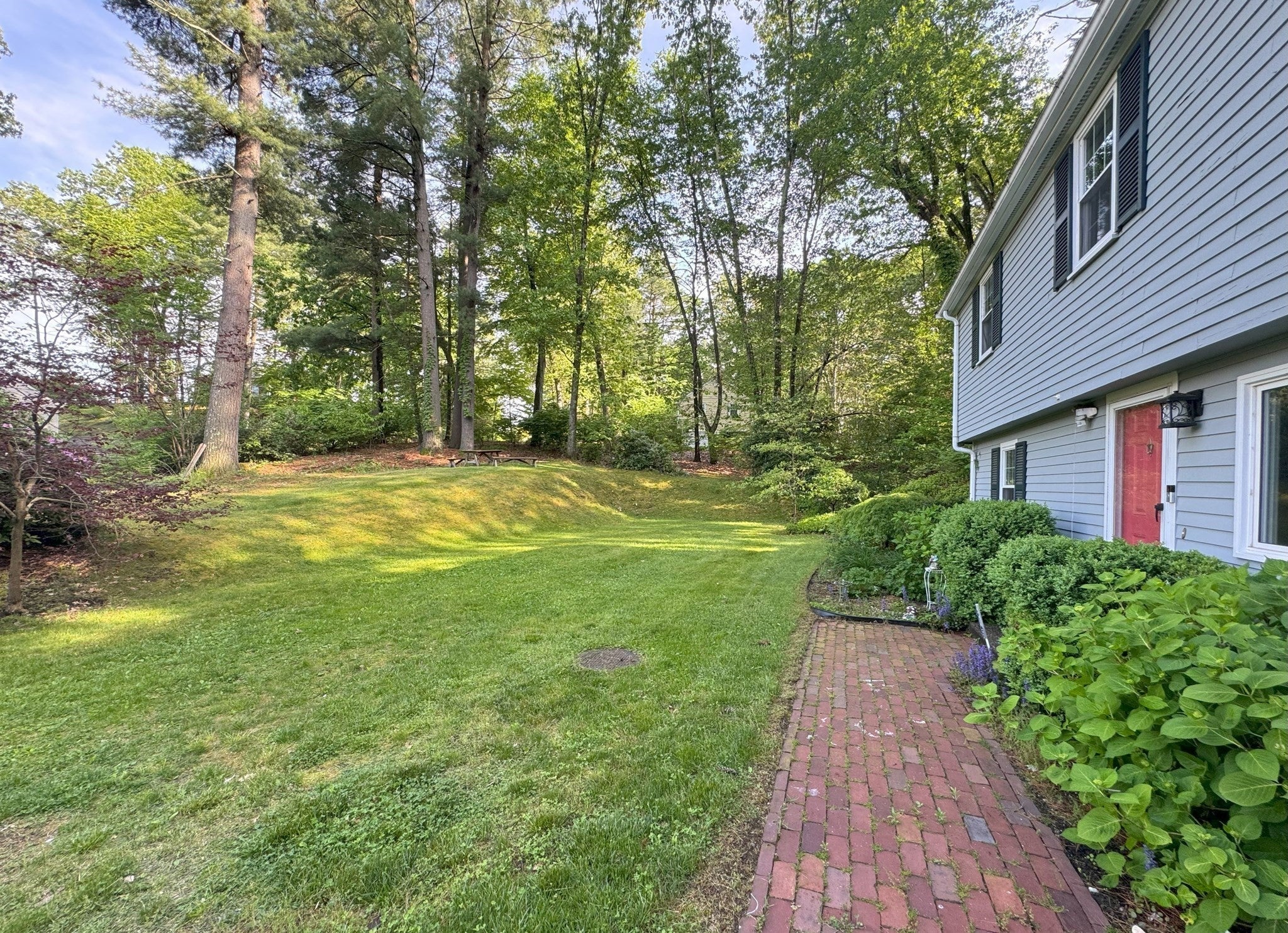 10 Meadowview Rd