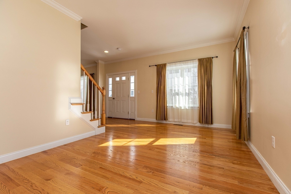 8 Summer Hill Circle 8