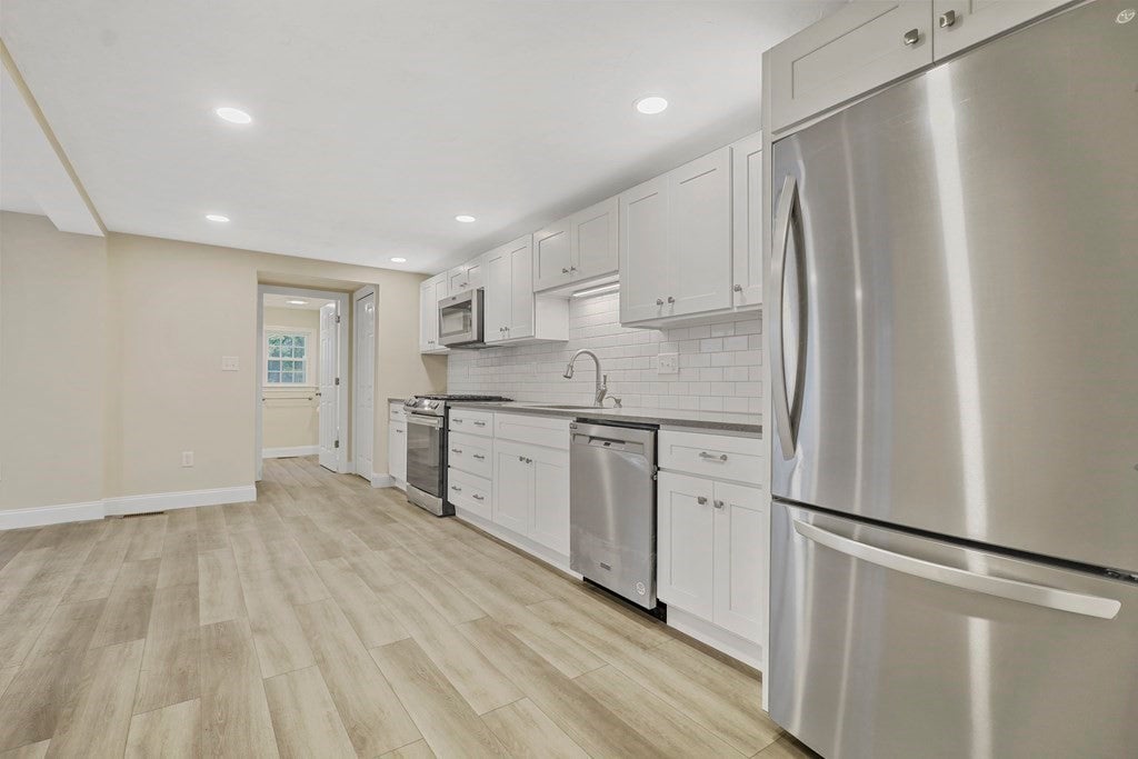 6 Dale St #6, Franklin, MA, 6 Dale St #6, Franklin, MA Photo #2