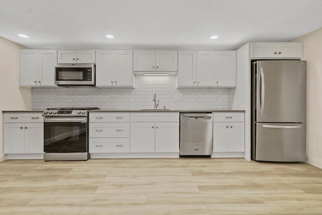 6 Dale St #6, Franklin, MA, 6 Dale St #6, Franklin, MA Photo #1