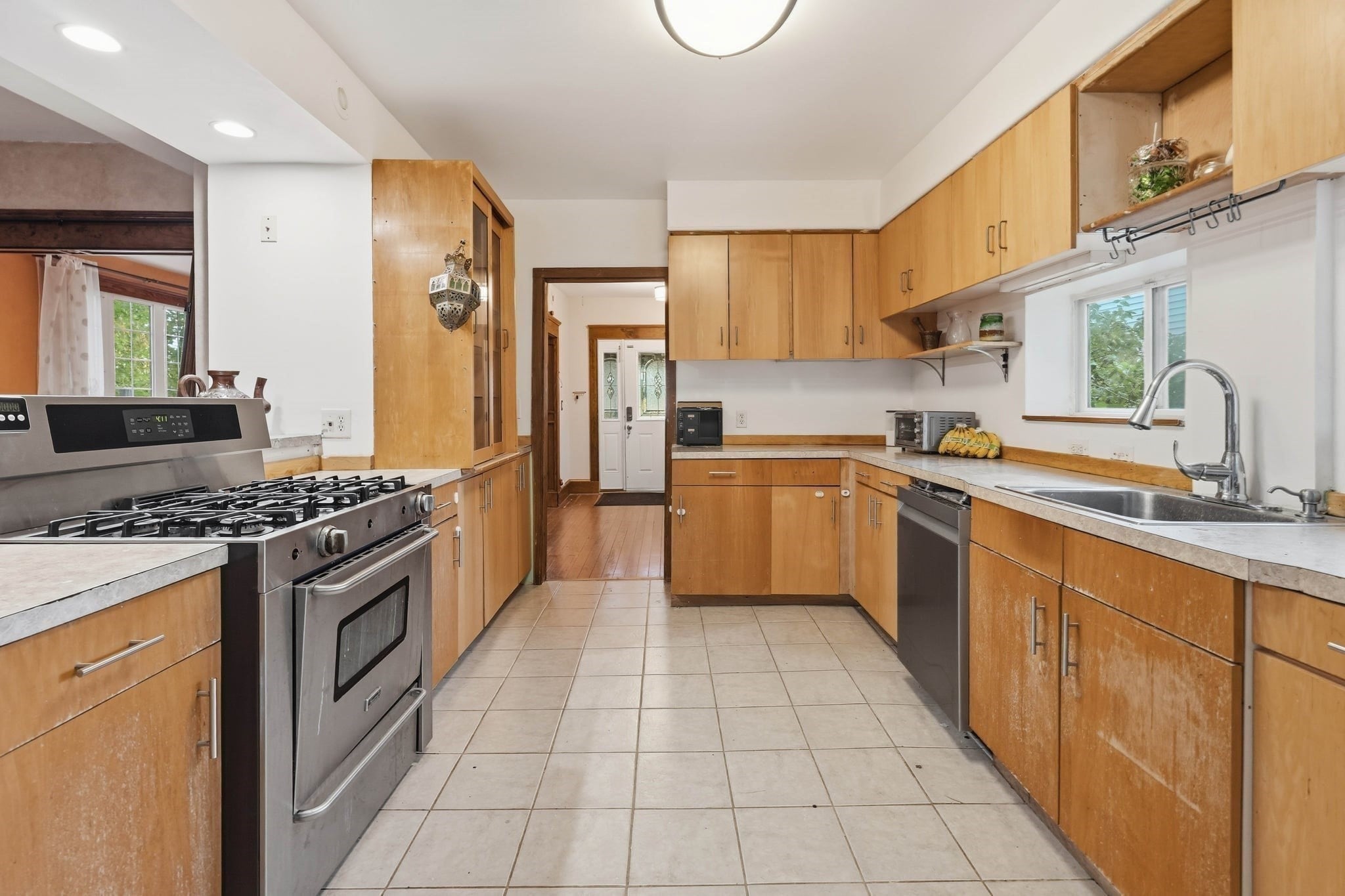 145 Winter St, Saugus, MA, 145 Winter St, Saugus, MA Photo #14