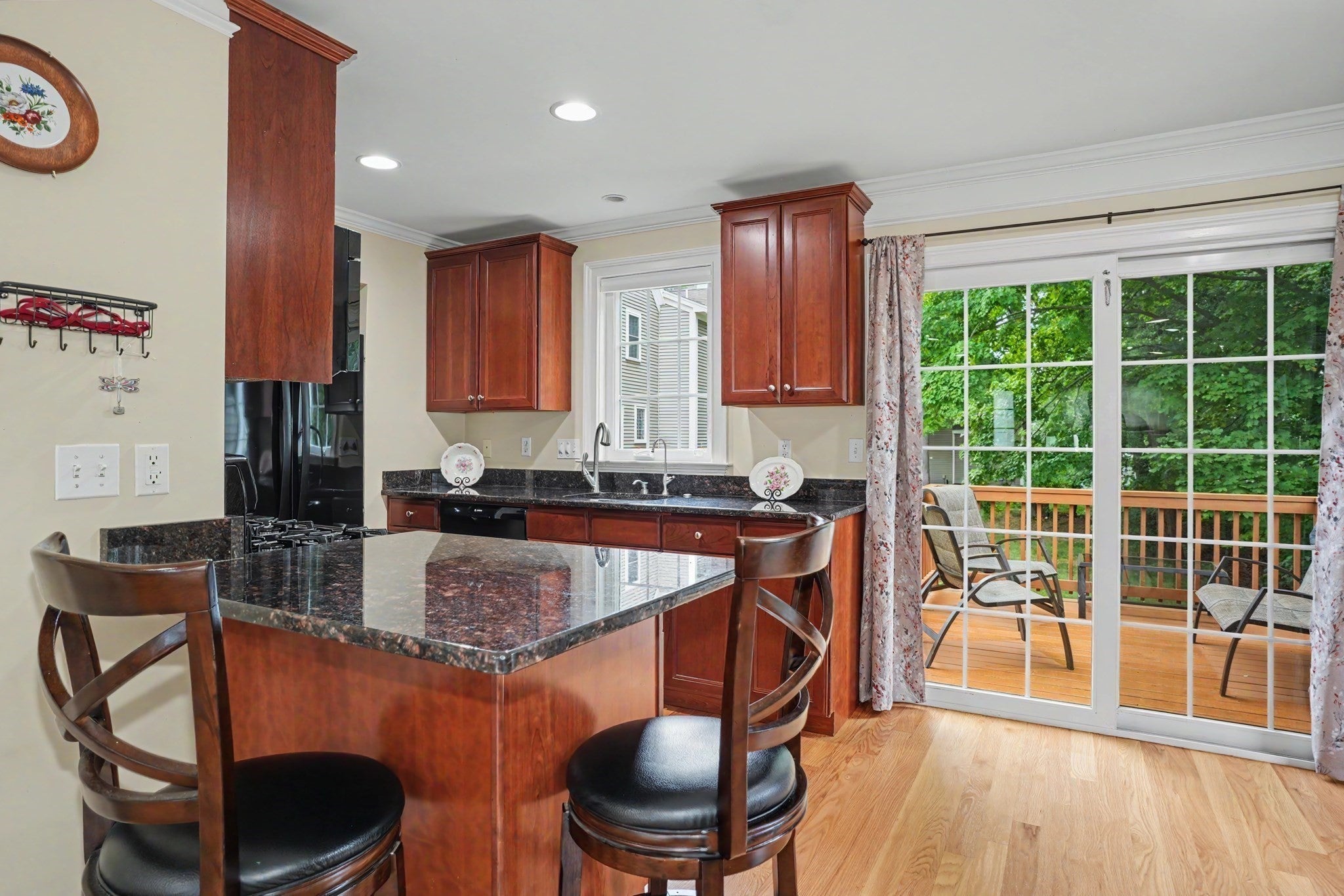 4 N Pleasant St #4, Natick, MA, 4 N Pleasant St #4, Natick, MA Photo #10