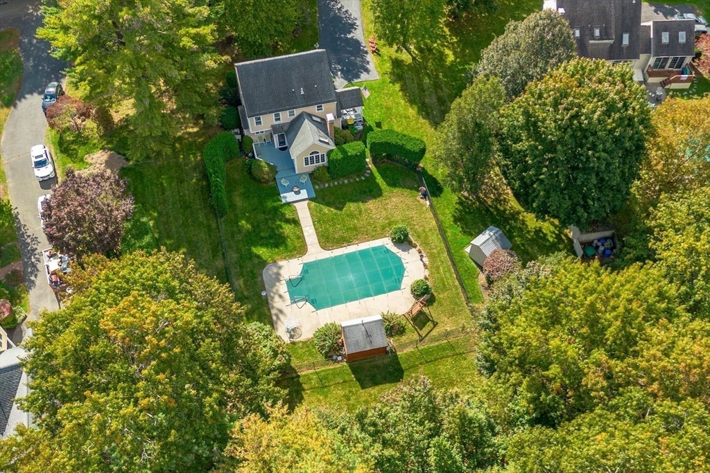 20 Country Farm Rd