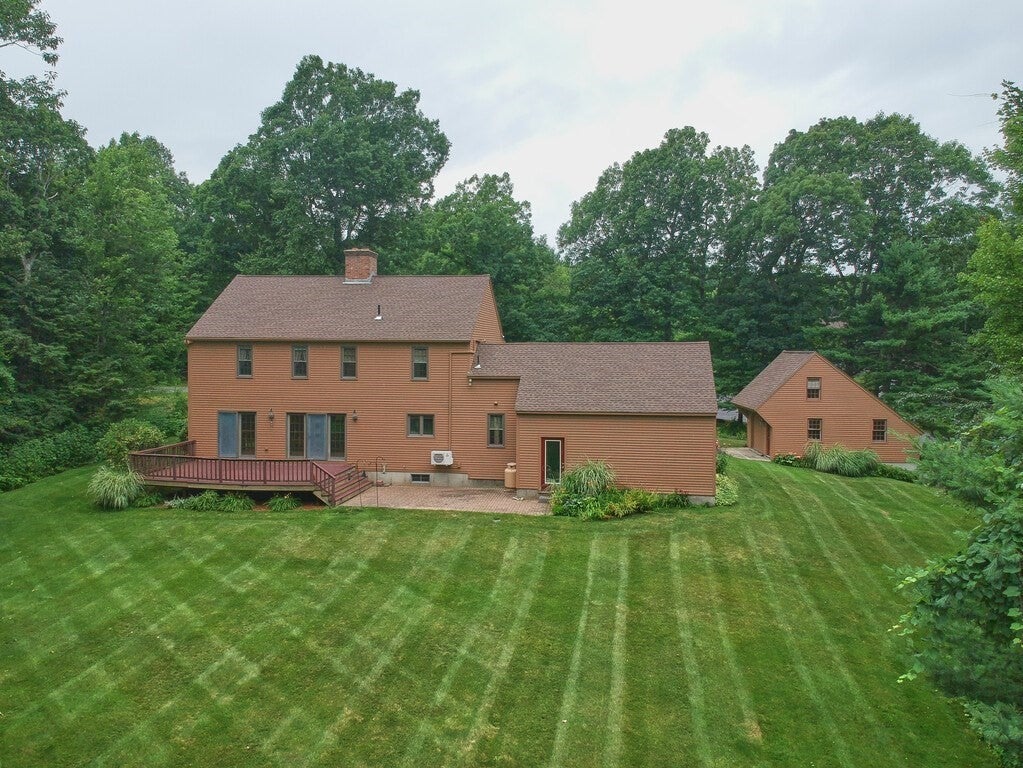 22 Oak Cir