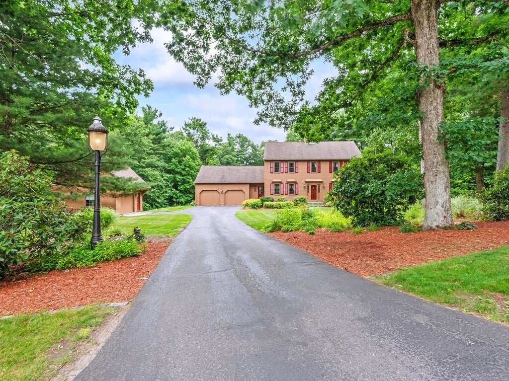 22 Oak Cir