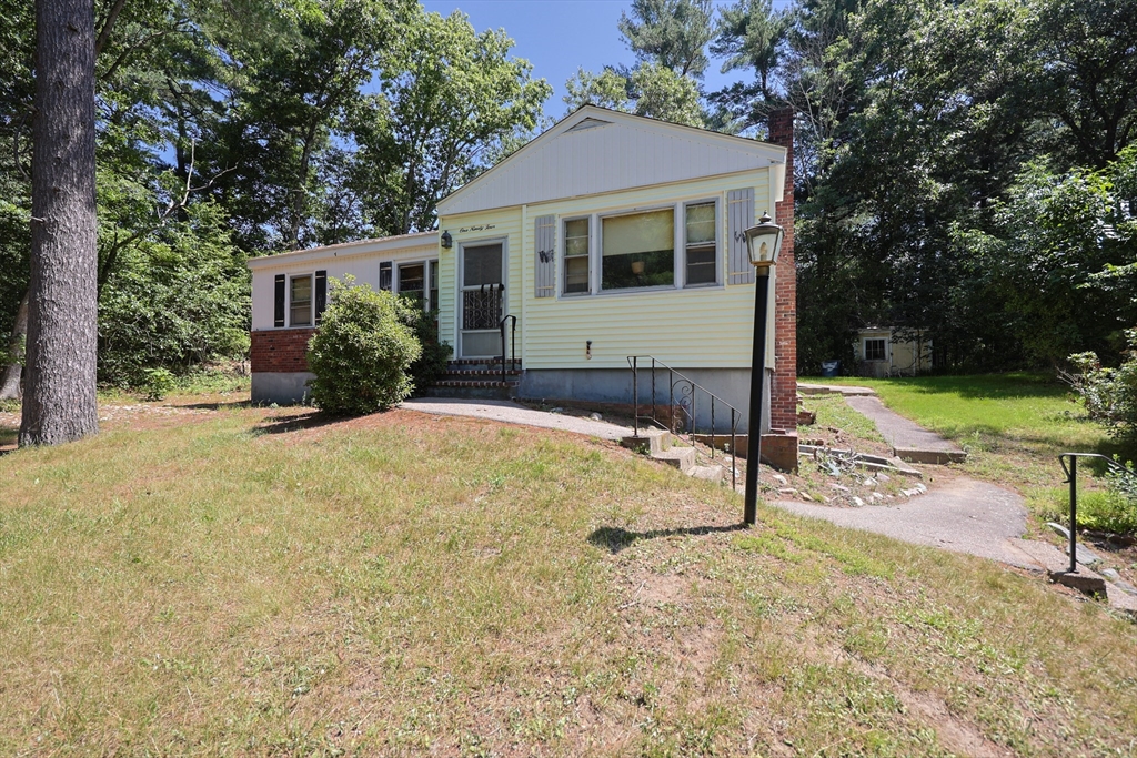 194 Indian Ln