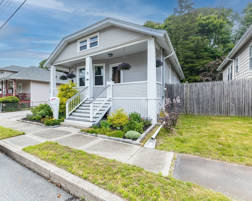 25 Garrison St