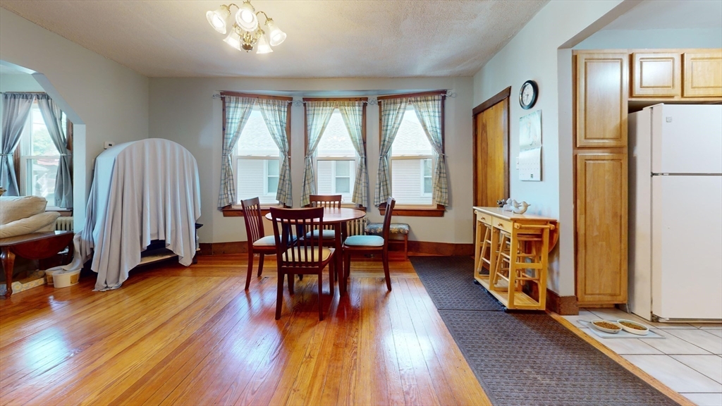 25 Garrison St