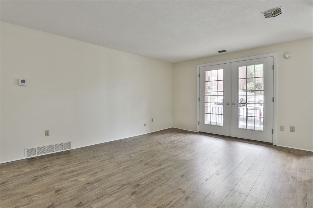 1 Louisburg Sq 5